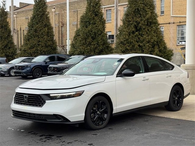 Used 2025 Honda Accord SE image 7