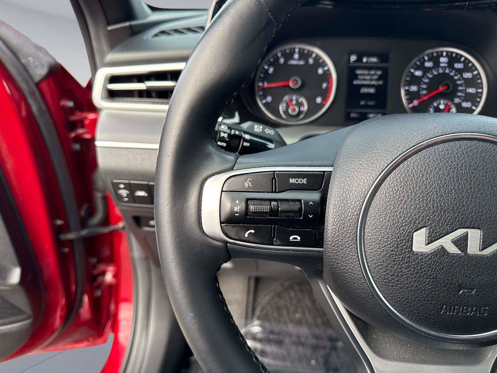 Used 2024 Kia K5 GT-Line w/ GT-Line Premium Package image 31