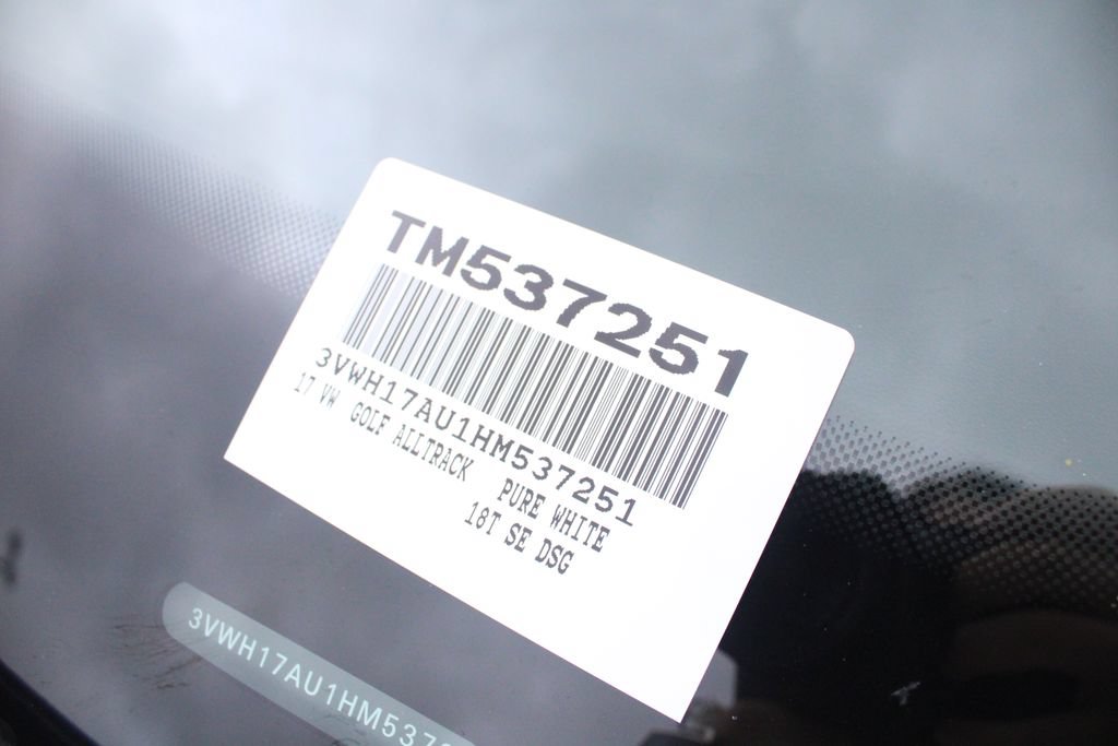 Used 2017 Volkswagen Golf Alltrack SE AWD/4WD image 38