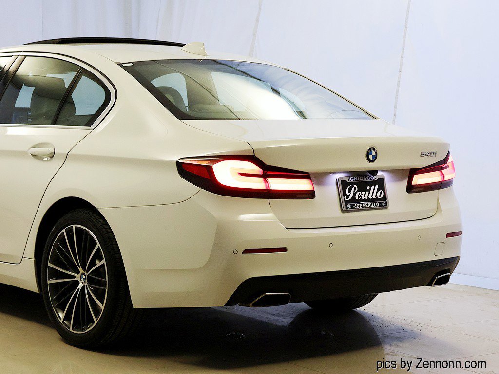 Used 2022 BMW 540i w/ Premium Package image 8