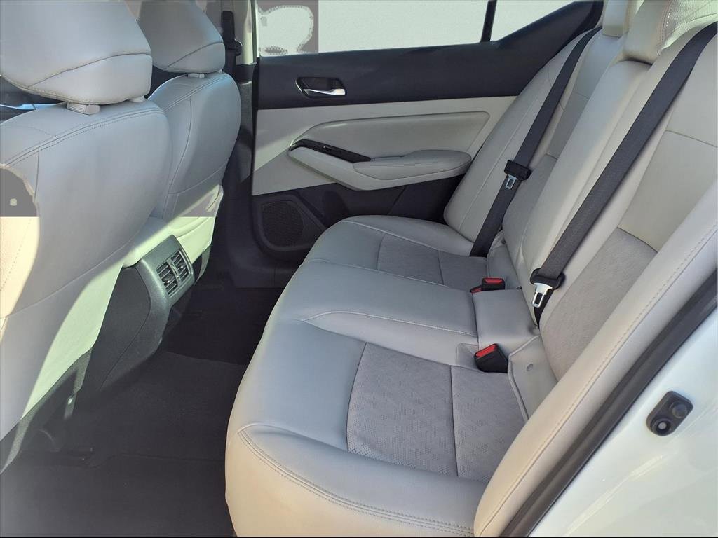 Used 2023 Nissan Altima 2.5 SL image 11