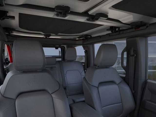 New 2026 Ford Bronco Badlands w/ Sasquatch Package image 13
