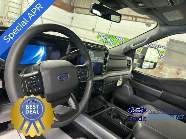 New 2026 Ford F250 4x4 Crew Cab Super Duty image 13