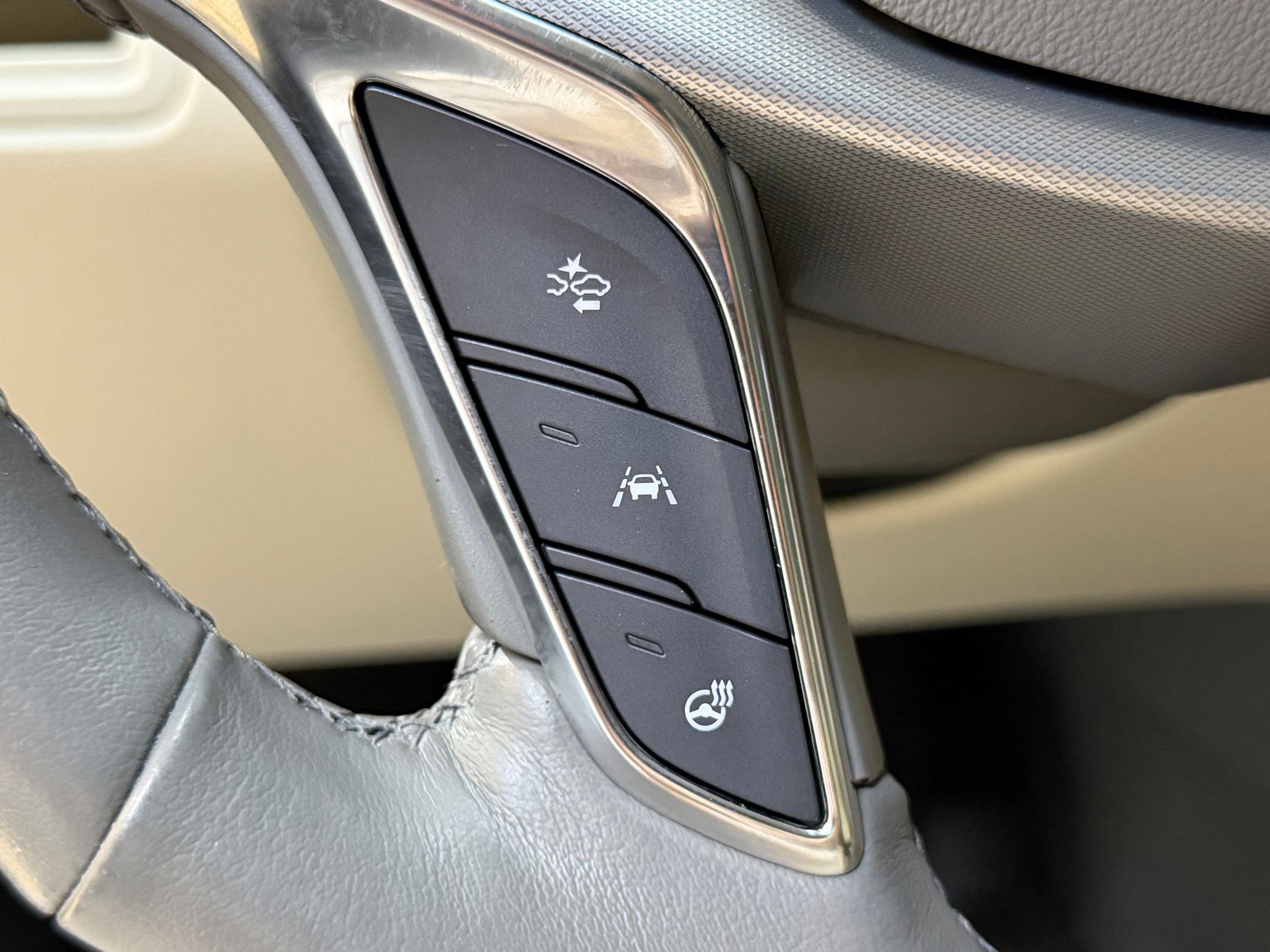 Used 2020 Cadillac XT5 Premium Luxury FWD image 28