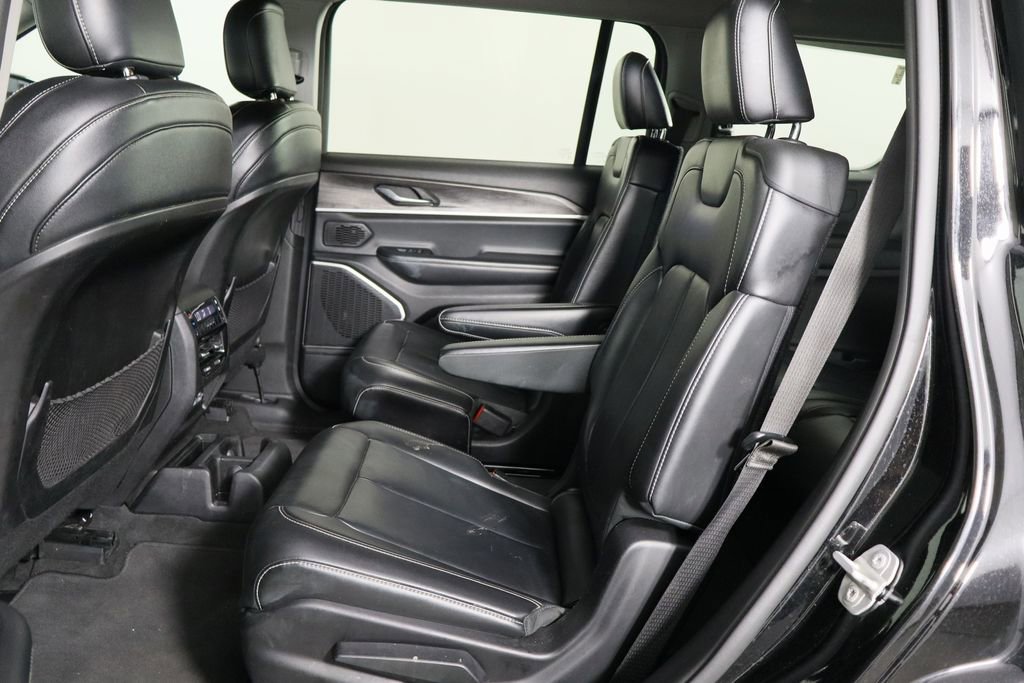 Used 2021 Jeep Grand Cherokee L Limited image 17