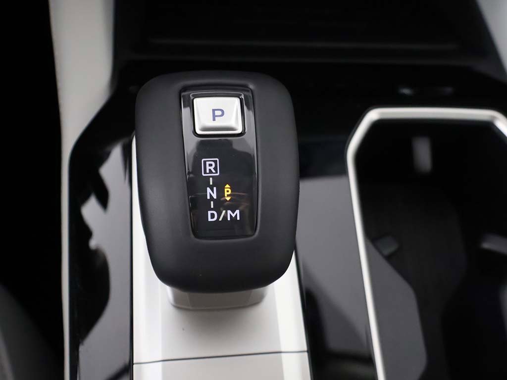 New 2025 Mitsubishi Outlander SE image 51