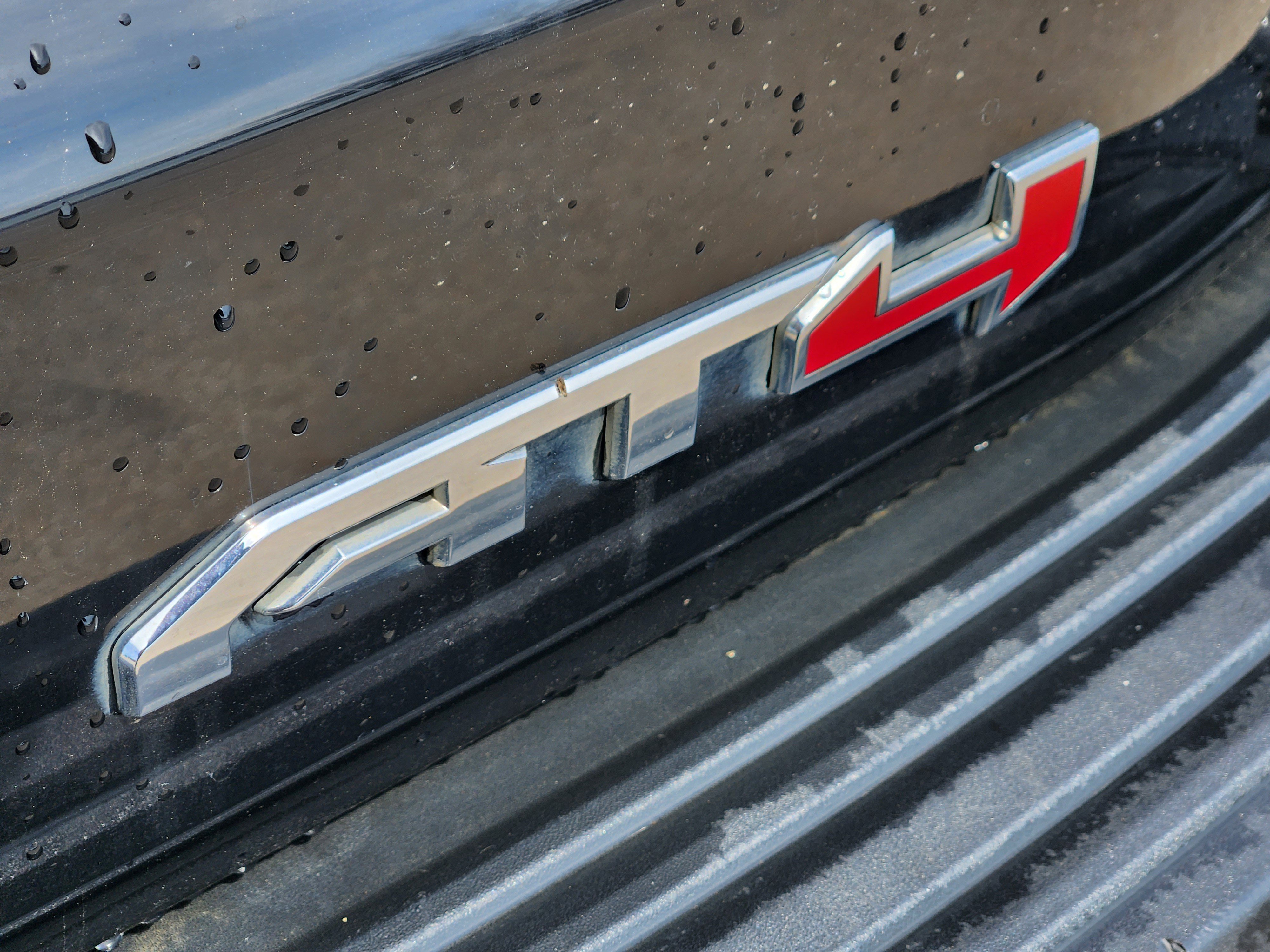 Used 2021 GMC Yukon AT4 w/ AT4 Premium Package image 10