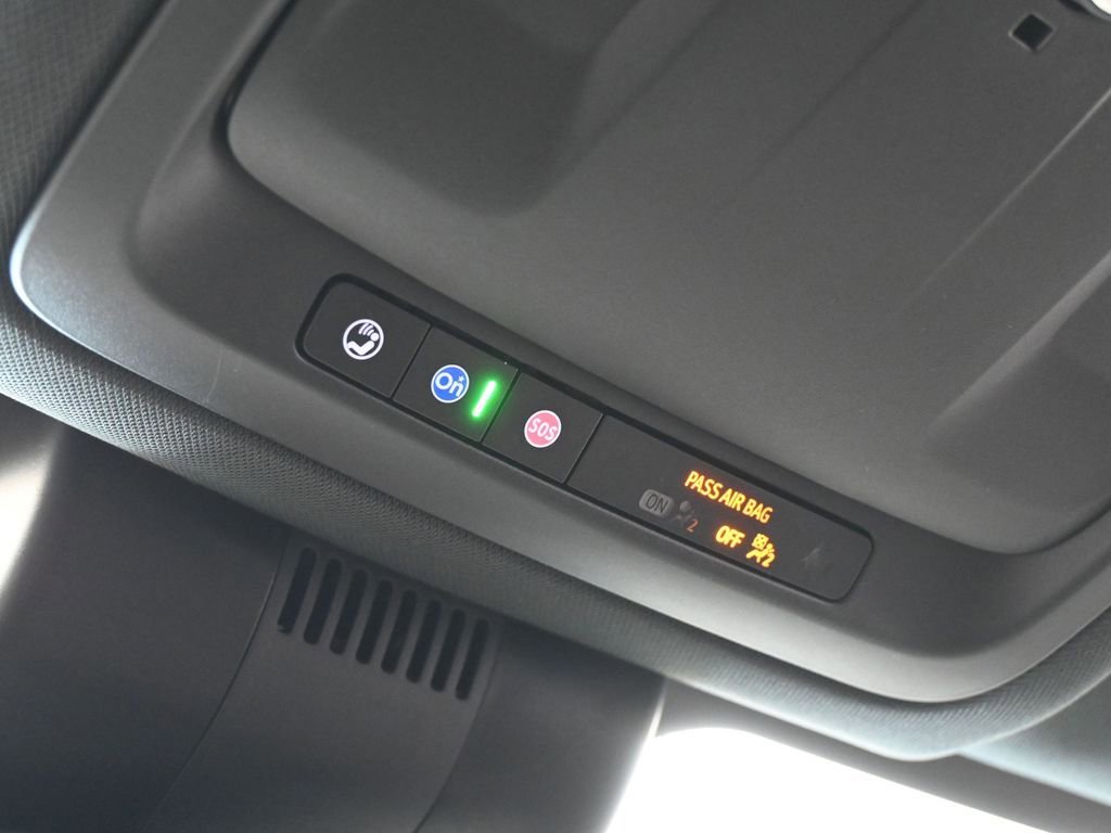 Used 2023 Chevrolet Tahoe Z71 w/ Luxury Package image 21