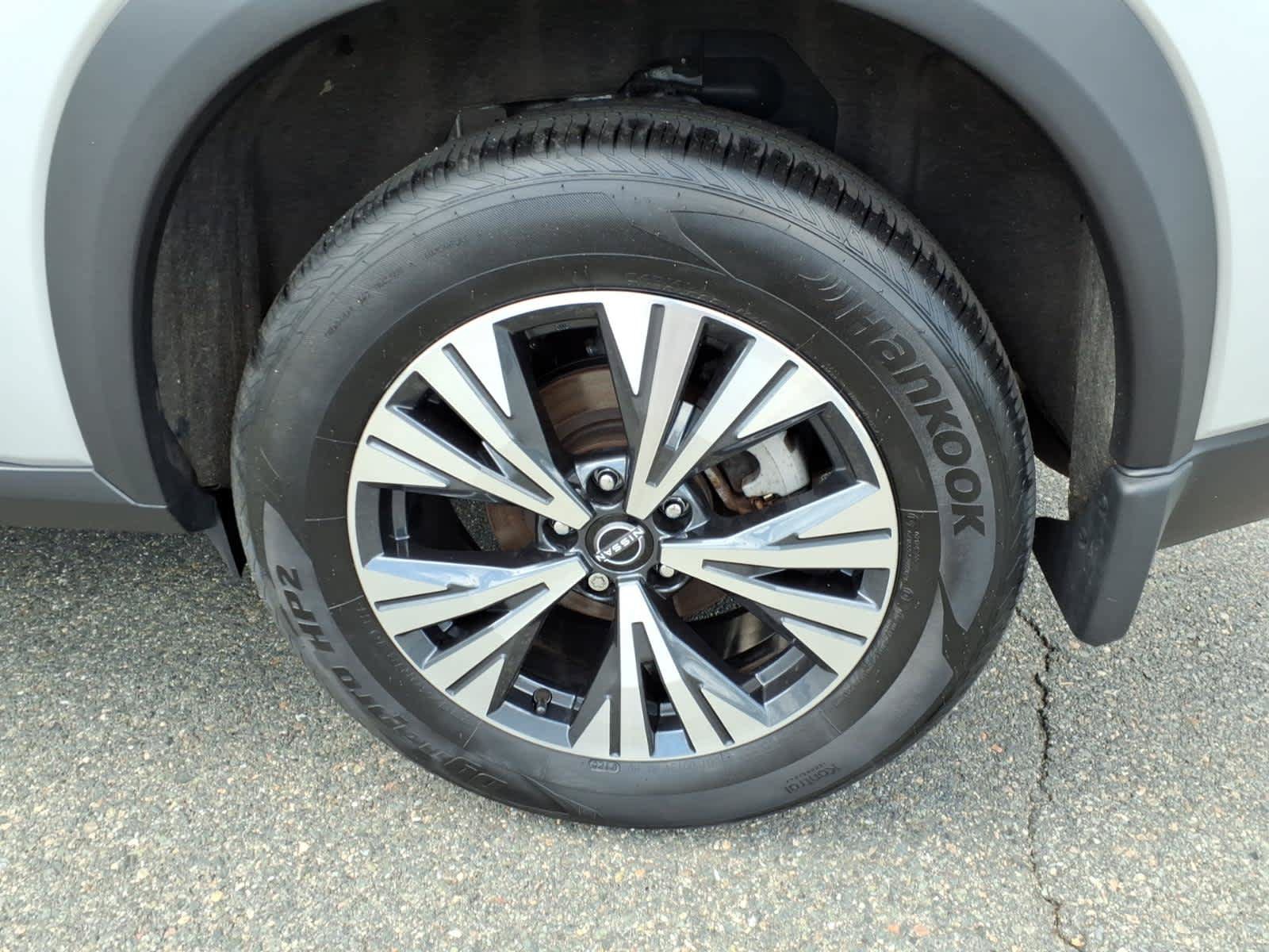 Certified 2023 Nissan Rogue SV AWD/4WD image 9