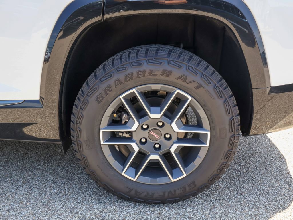 New 2026 GMC Terrain AT4 w/ Technology Package II AWD/4WD image 38