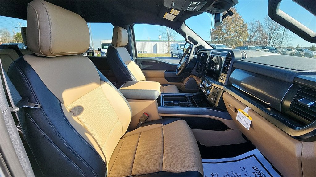 New 2026 Ford F350 Lariat image 13