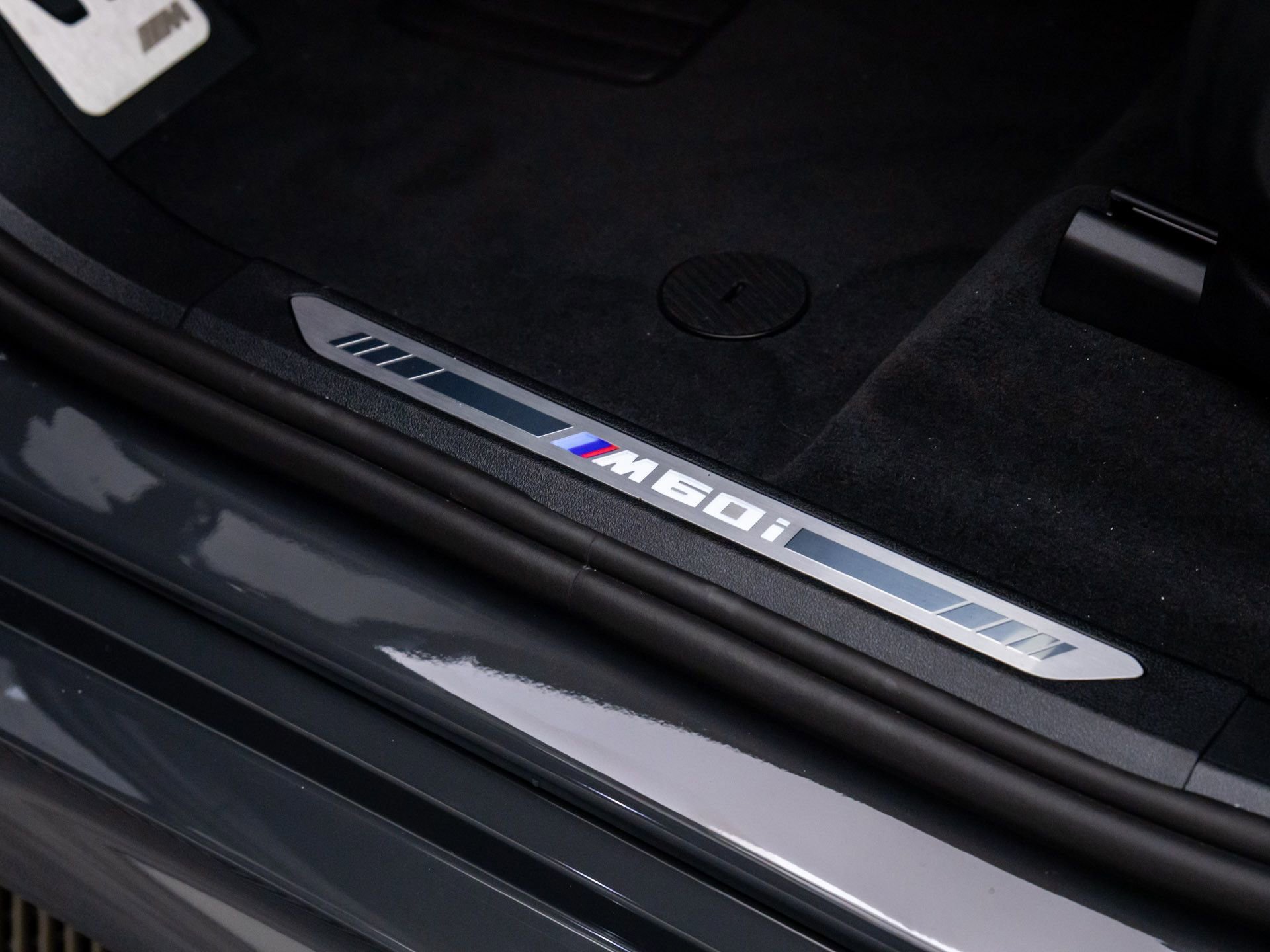 Used 2026 BMW X5 M60i w/ Executive Package AWD/4WD image 18
