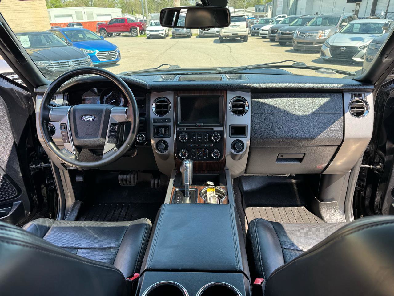 Used 2016 Ford Expedition Platinum image 27