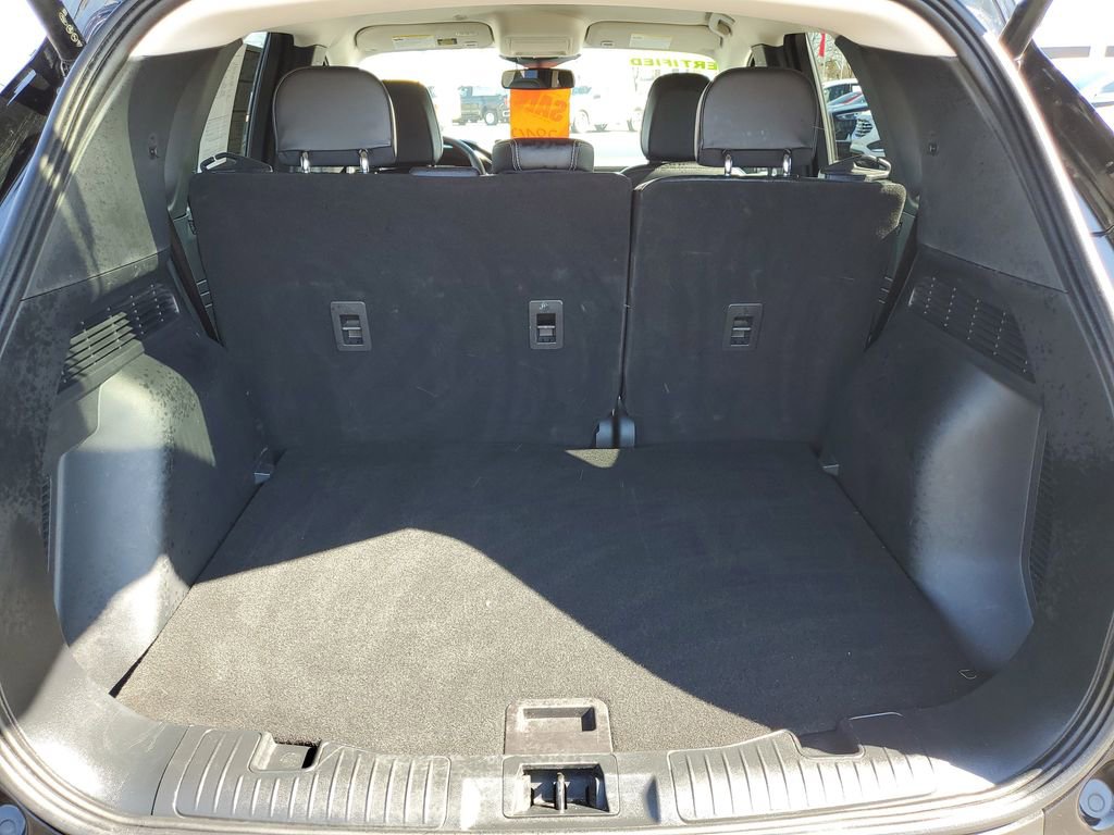 Certified 2025 Ford Escape Platinum image 36