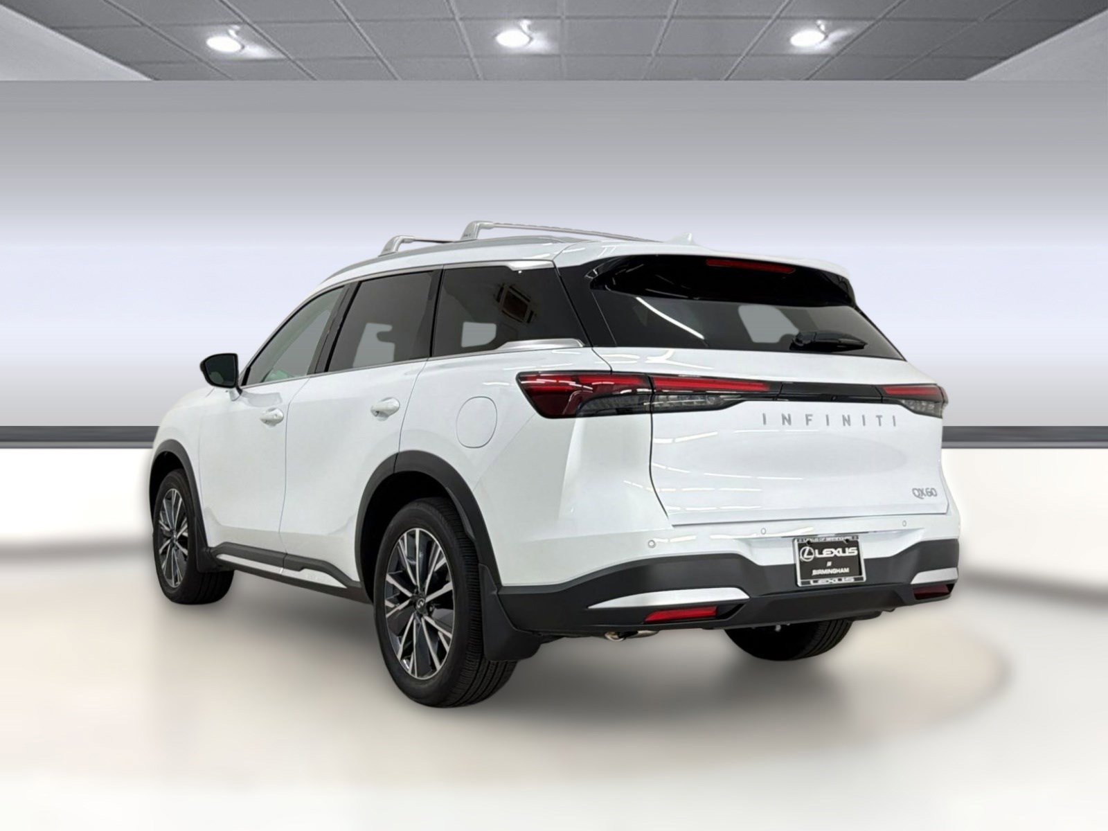 Used 2026 INFINITI QX60 Luxe w/ Cargo Package FWD image 3