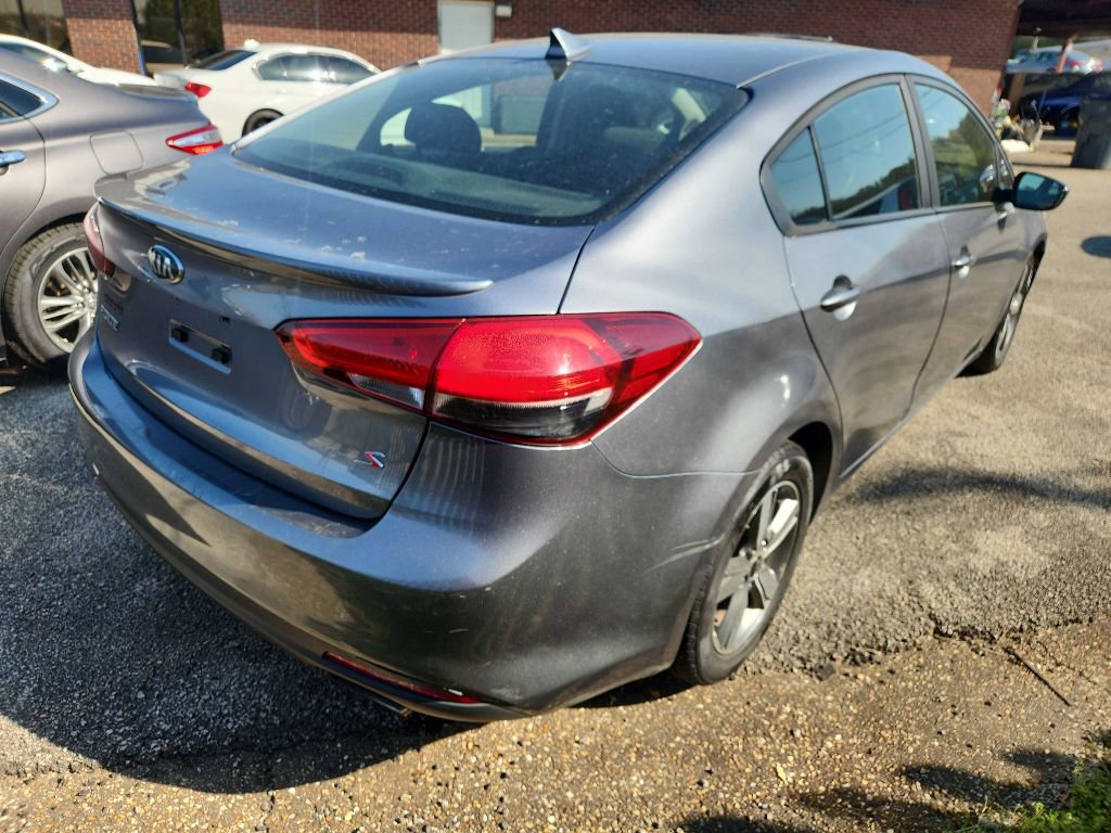 Used 2018 Kia Forte S image 4