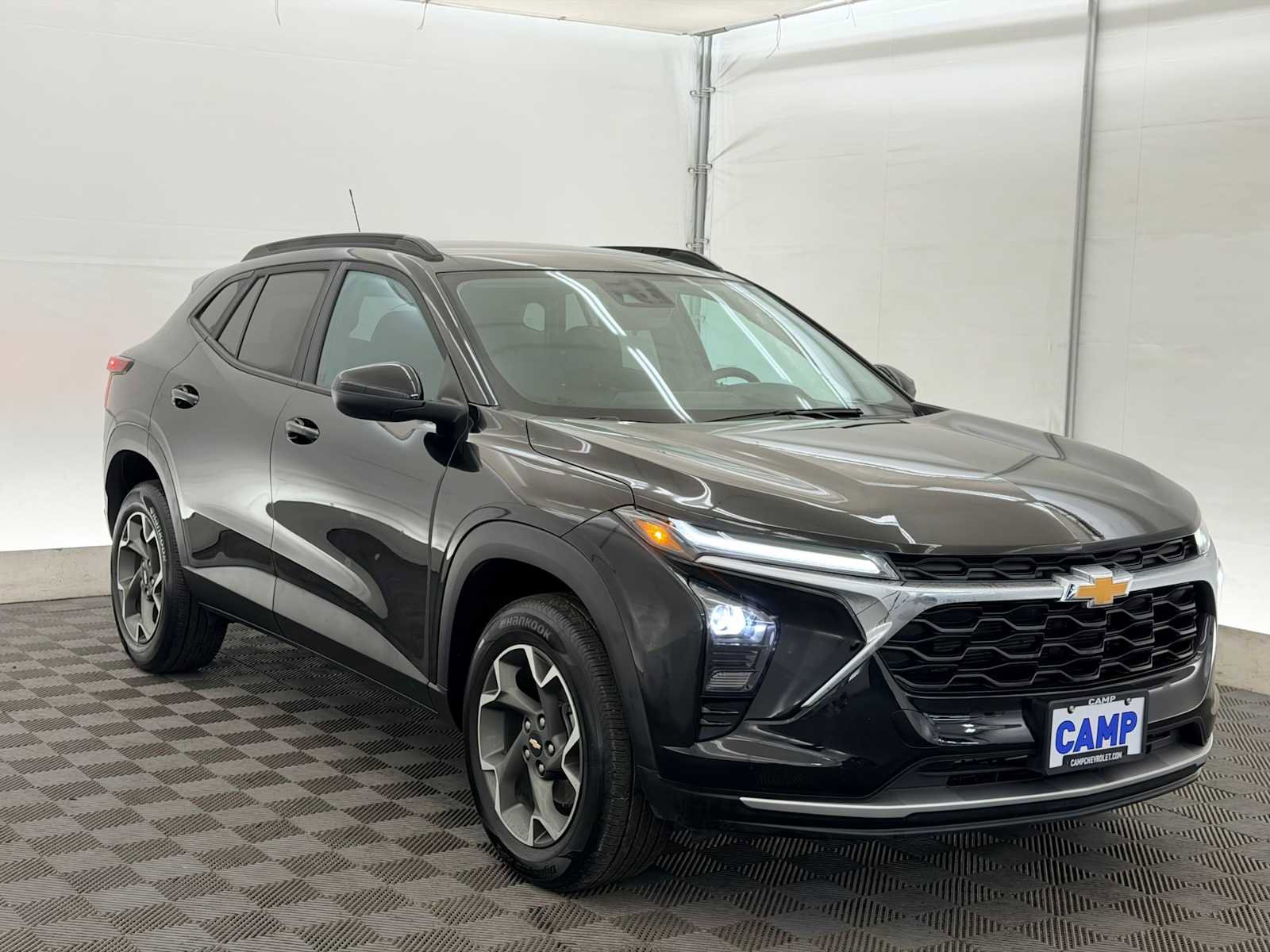 Used 2024 Chevrolet Trax LT image 8