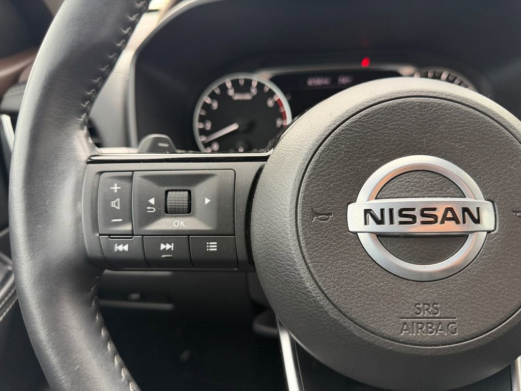 Used 2021 Nissan Rogue SV w/ Premium Package FWD image 22
