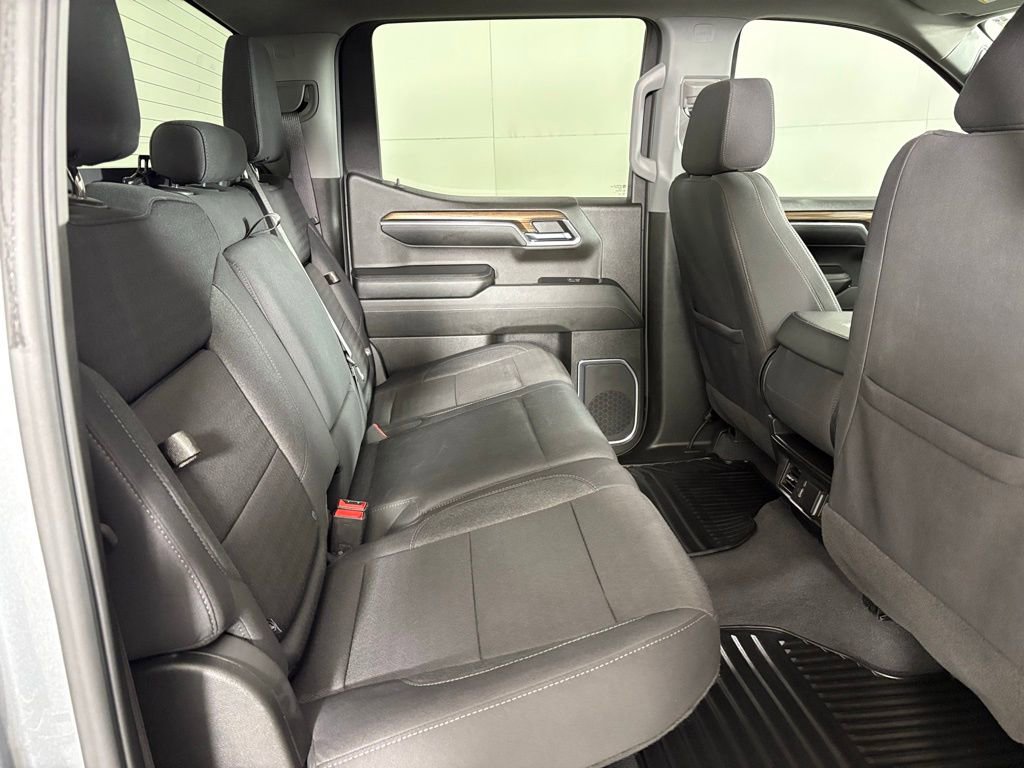 Used 2023 Chevrolet Silverado 1500 LT image 19
