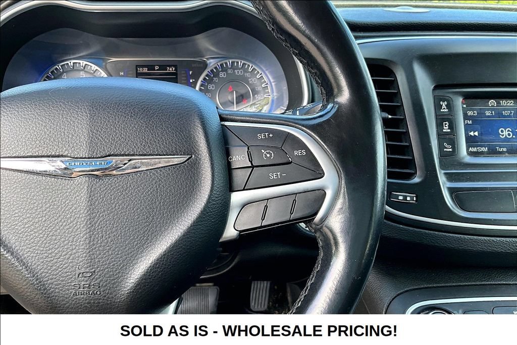 Used 2015 Chrysler 200 Limited FWD image 12