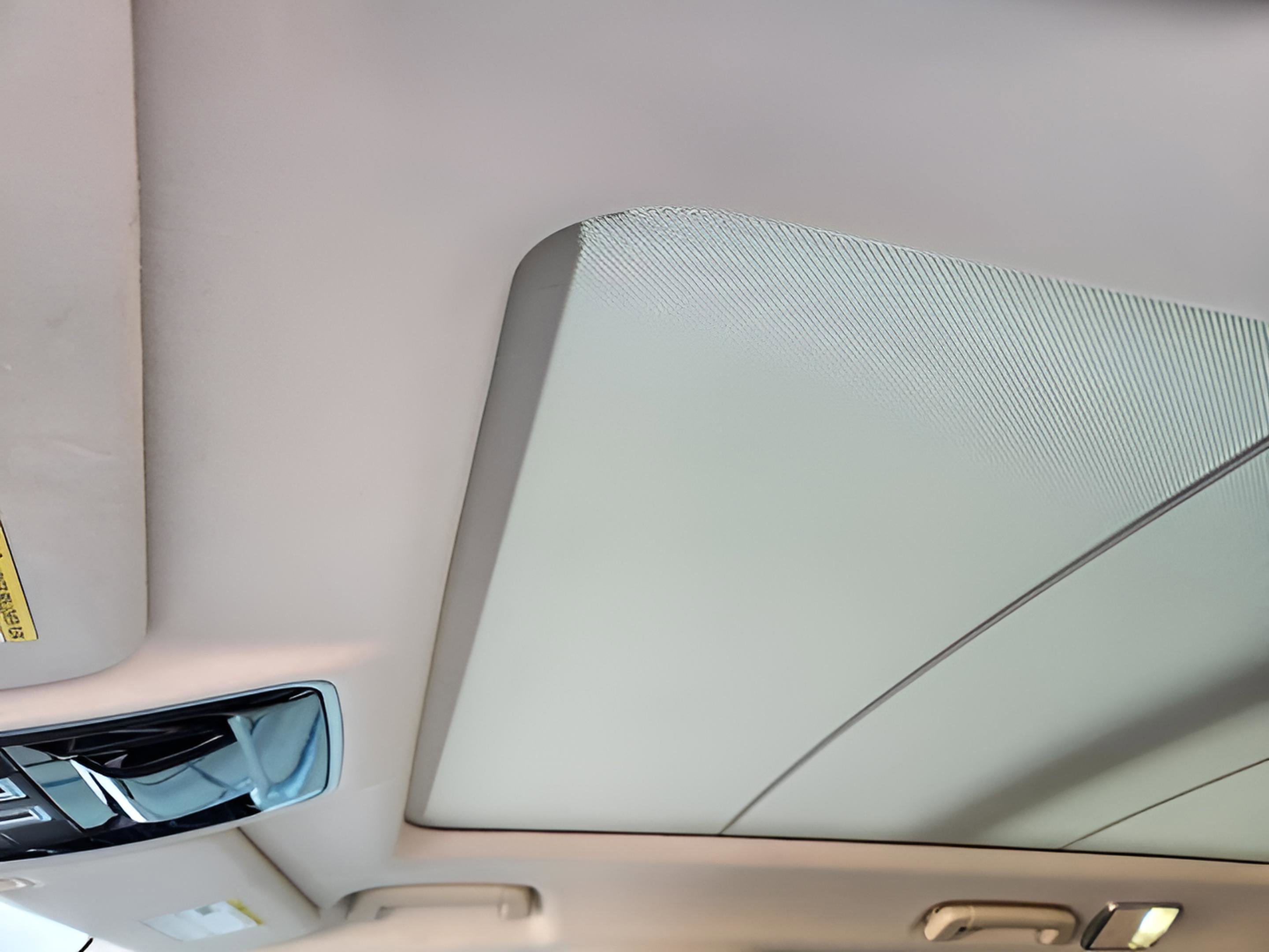 Used 2017 Land Rover Range Rover Sport HSE image 20