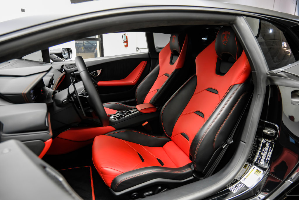 Used 2020 Lamborghini Huracan EVO AWD/4WD image 40