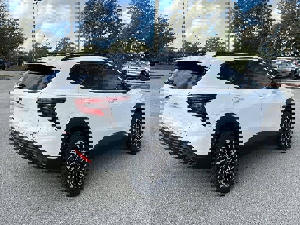 New 2026 Chevrolet Trax RS w/ Sunroof Package image 5