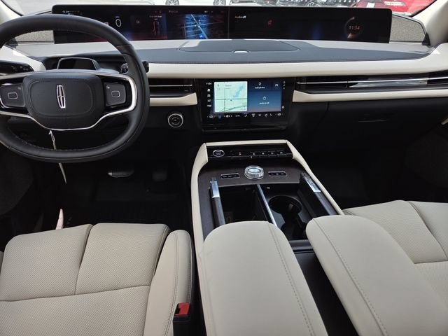 New 2027 Lincoln Navigator Reserve RWD image 5