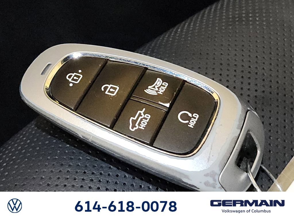 Used 2022 Hyundai Santa Cruz Limited image 40