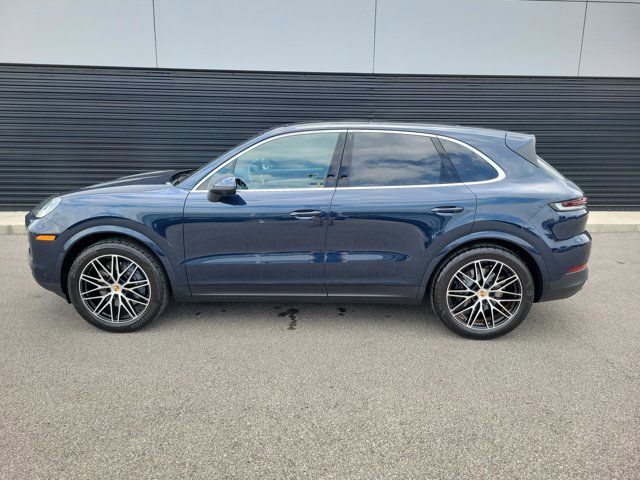 Certified 2025 Porsche Cayenne image 2