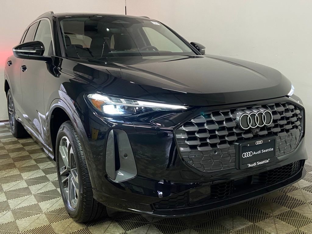 New 2025 Audi Q5 Premium Plus