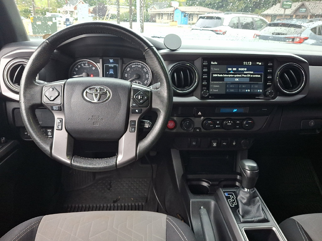 Used 2021 Toyota Tacoma TRD Sport AWD/4WD image 11