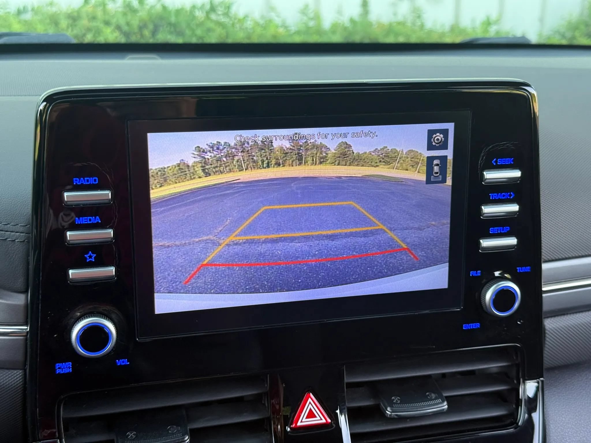 Used 2022 Hyundai Ioniq SEL FWD image 21