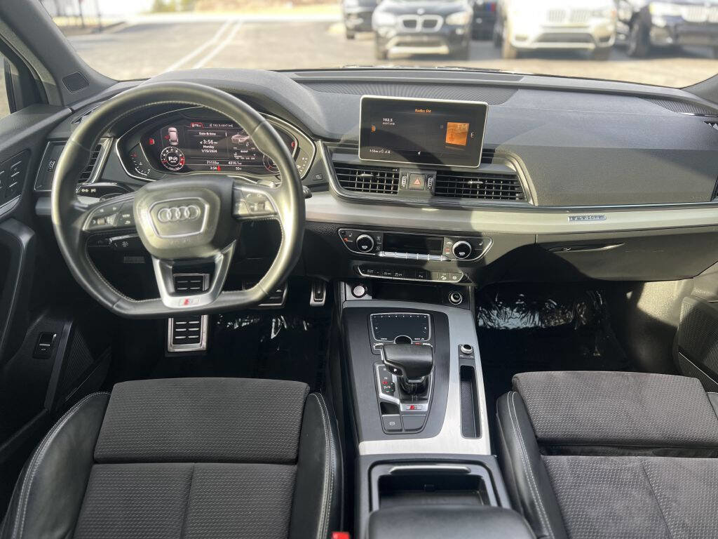 Used 2018 Audi SQ5 Premium Plus w/ Navigation Package image 16