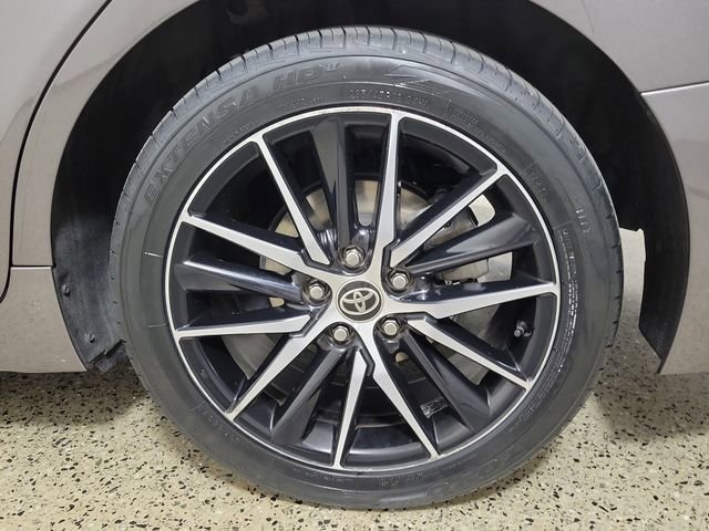 Used 2021 Toyota Camry SE FWD image 8