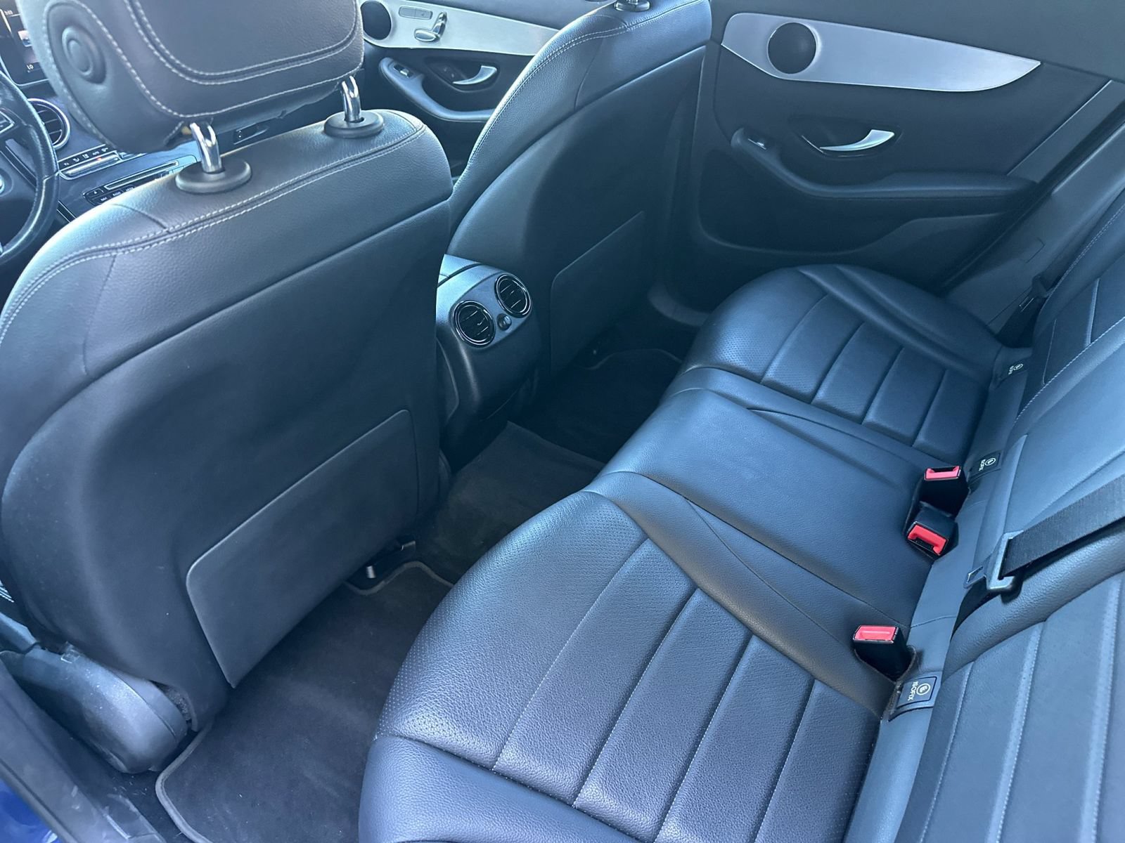 Used 2019 Mercedes-Benz GLC 300 image 12