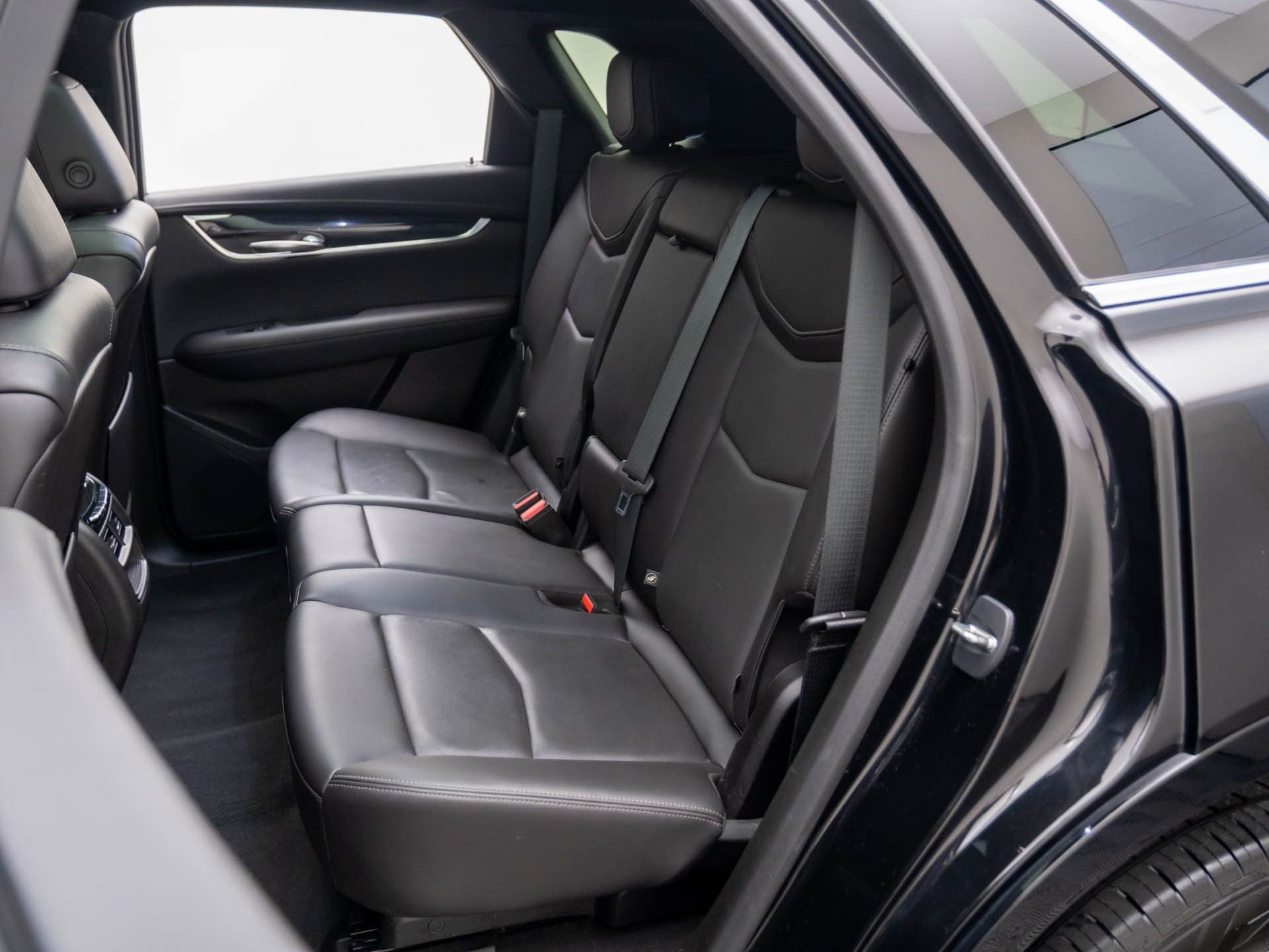 Certified 2022 Cadillac XT5 Premium Luxury image 19