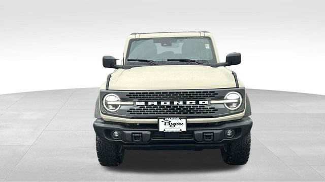Used 2025 Ford Bronco Badlands image 8