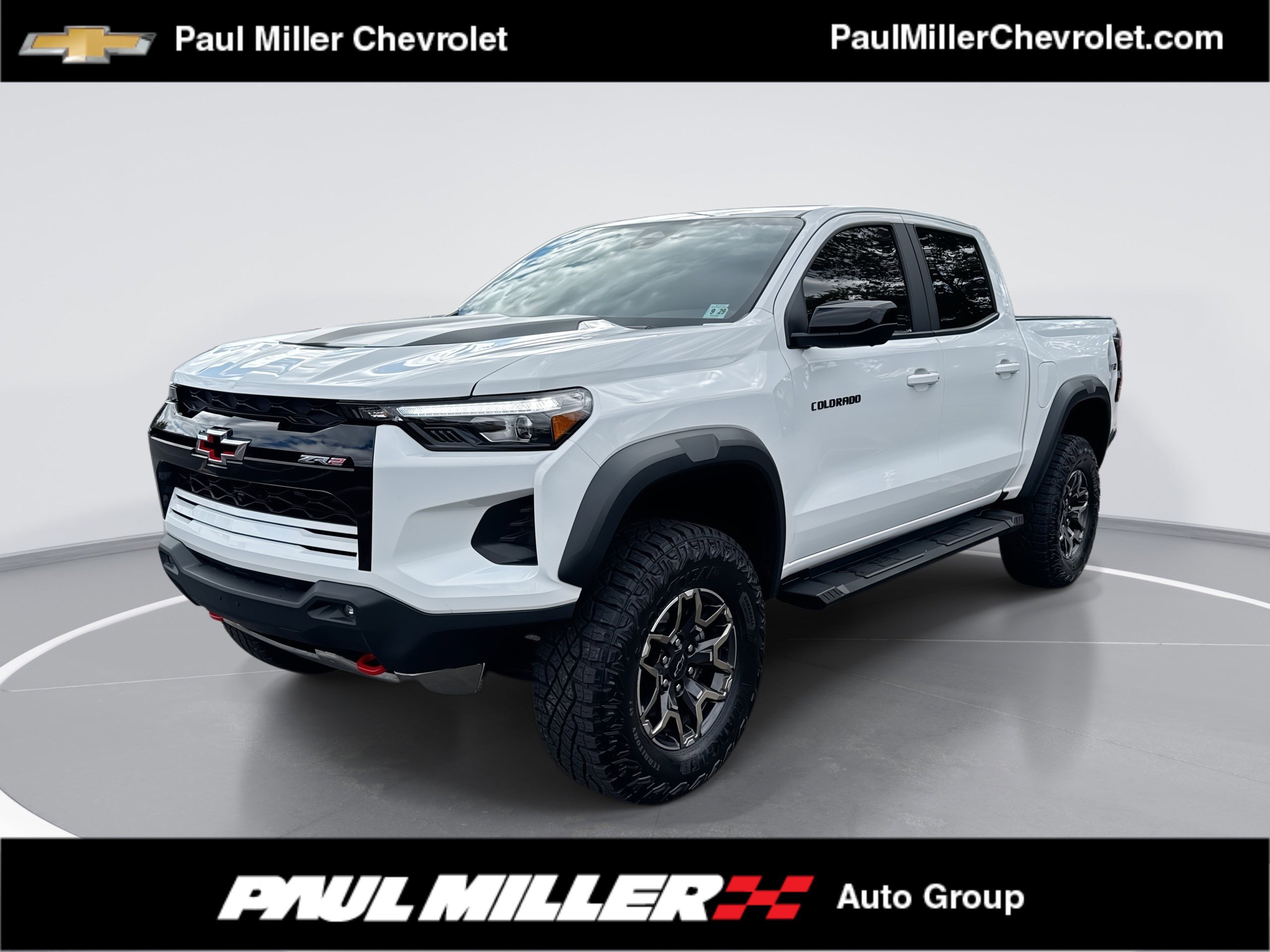 Used 2024 Chevrolet Colorado ZR2 w/ Technology Package