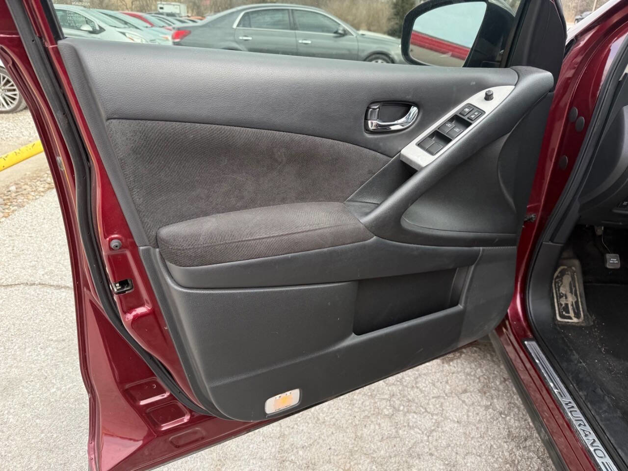 Used 2010 Nissan Murano S image 22