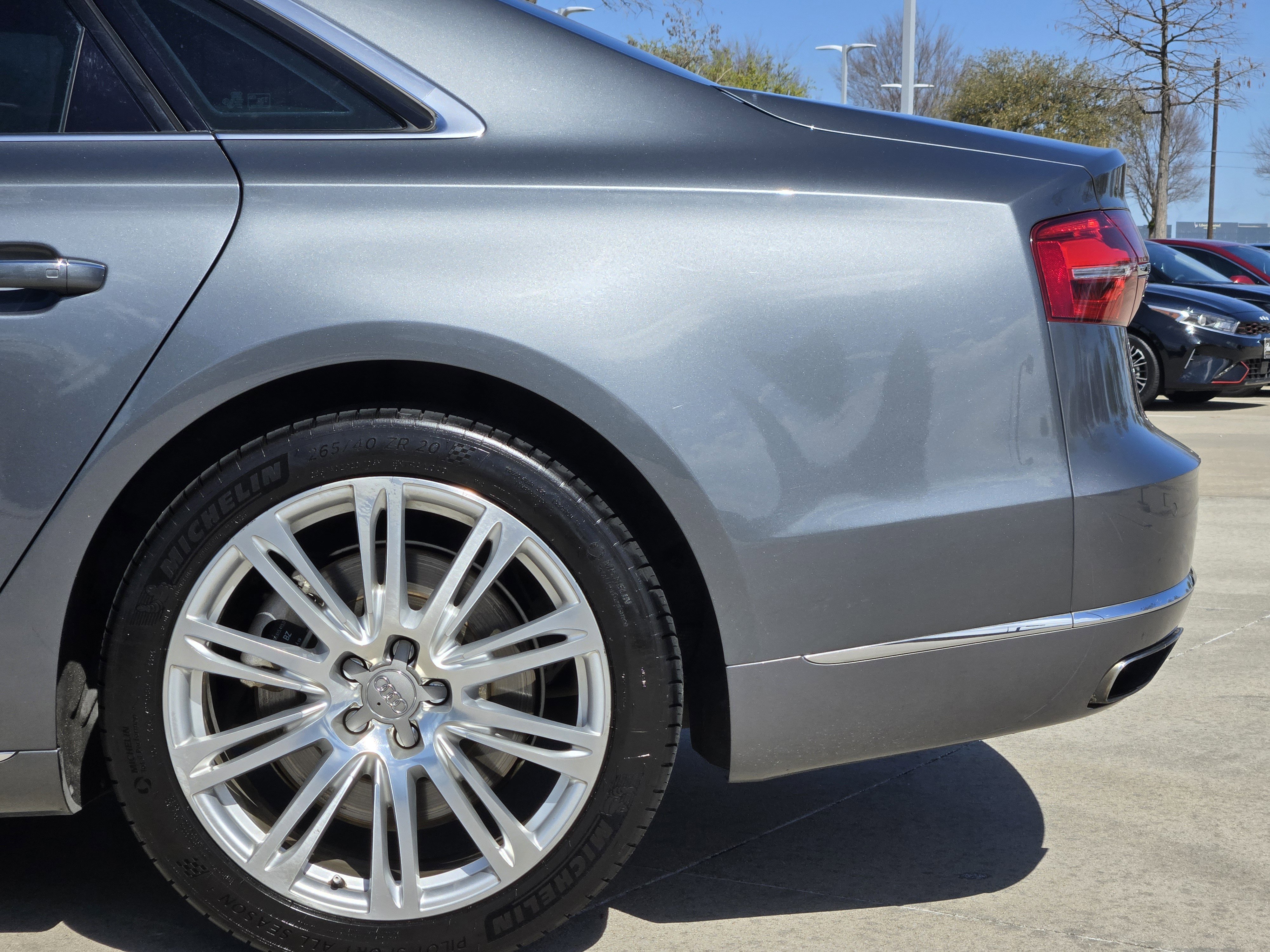 Used 2015 Audi A8 L 4.0T w/ Premium Package image 16