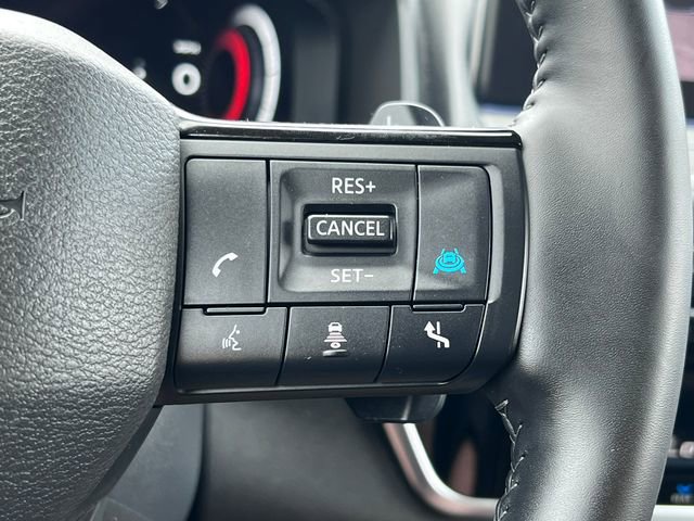 Used 2025 Nissan Rogue SL w/ Tech Package AWD/4WD image 21