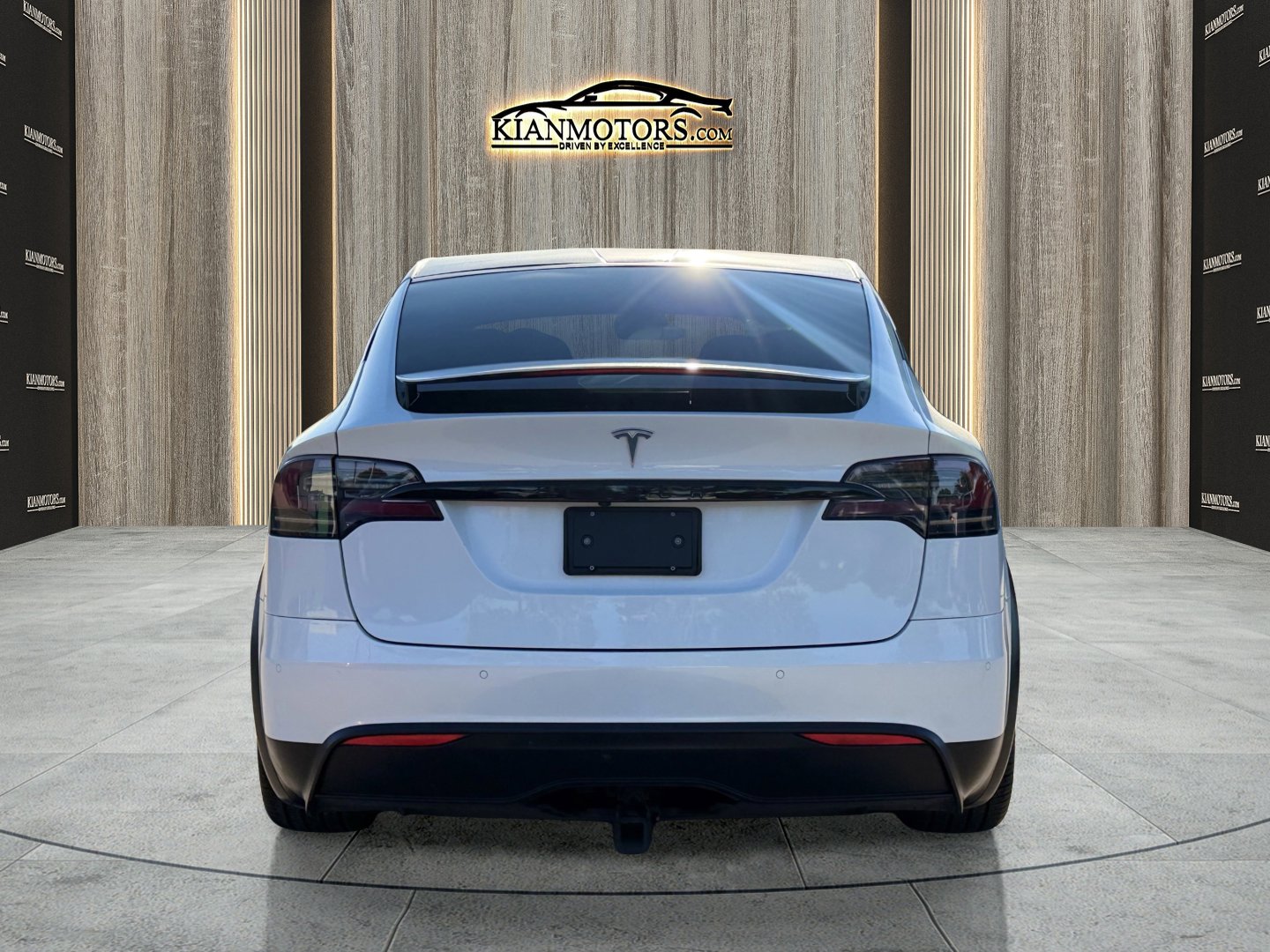 Used 2022 Tesla Model X image 6