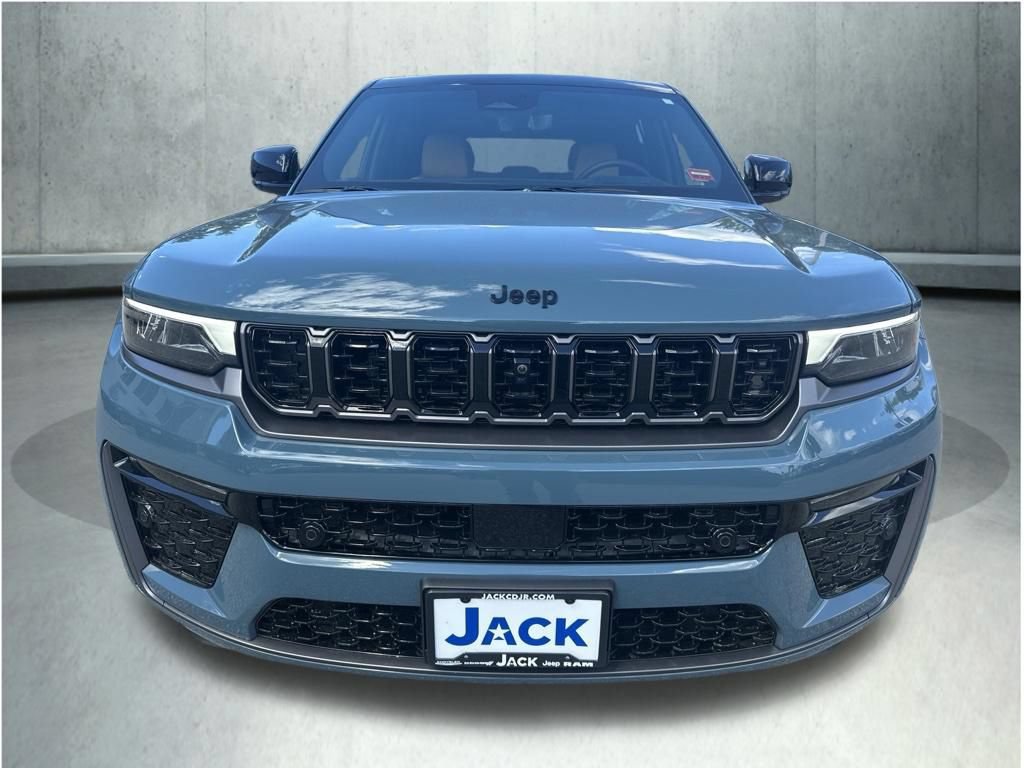 New 2026 Jeep Grand Cherokee Summit w/ Obsidian Package AWD/4WD image 9