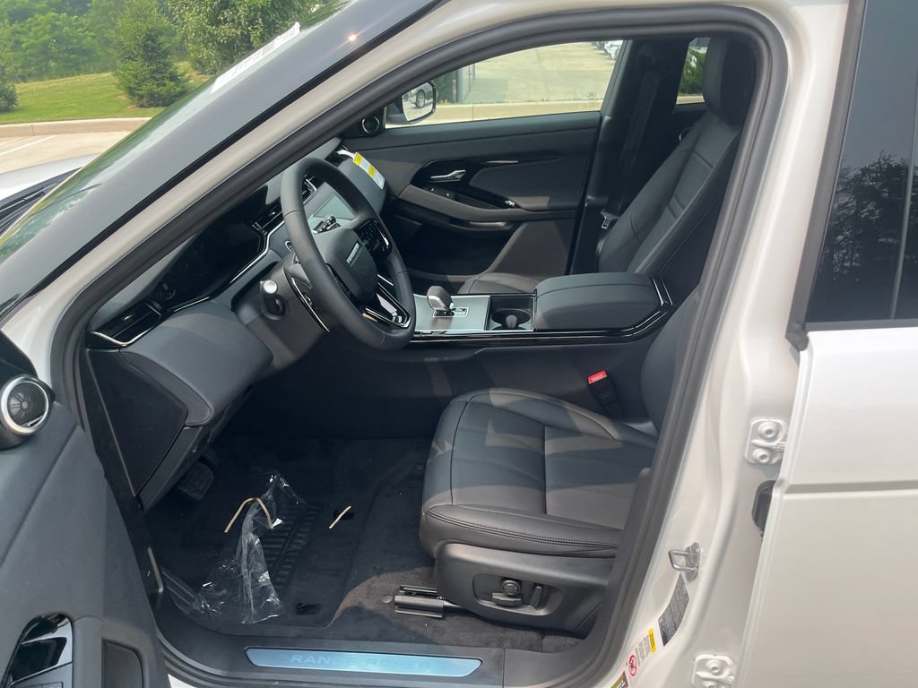 New 2026 Land Rover Range Rover Evoque S AWD/4WD image 9