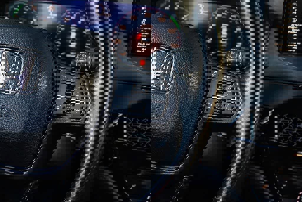 Used 2023 Honda Accord Sport image 9