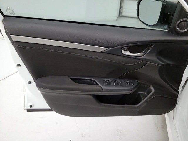 Used 2019 Honda Civic EX image 8