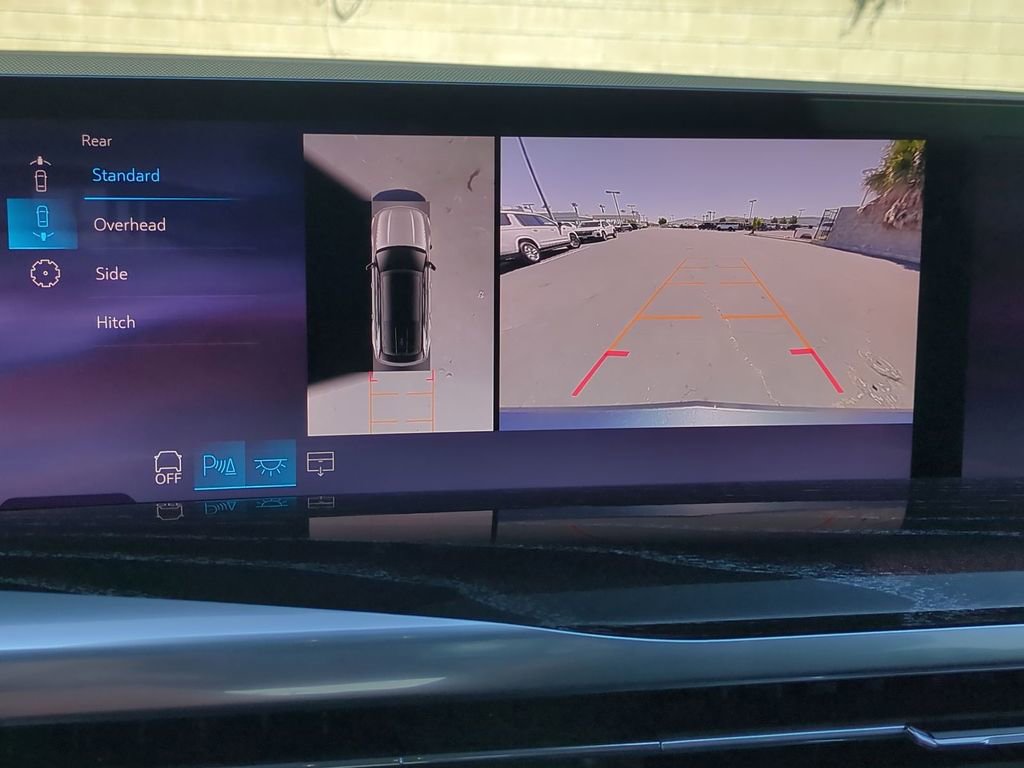 Certified 2025 Cadillac Escalade IQ Luxury 1 AWD/4WD image 18