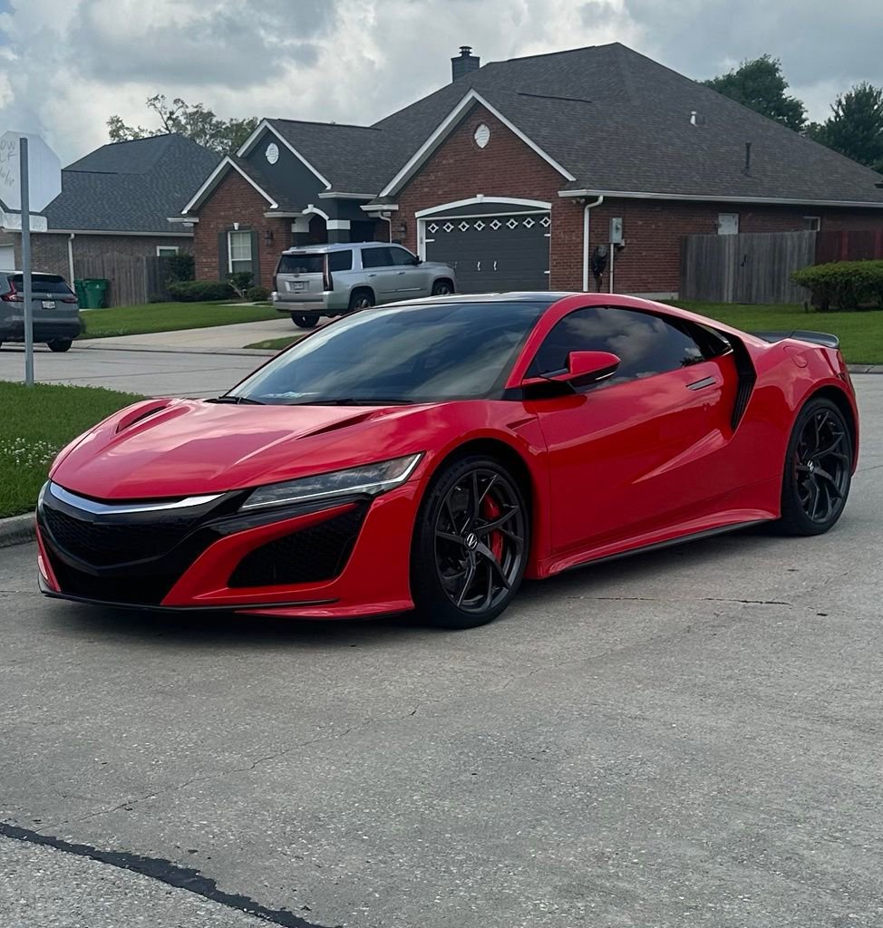 Used 2017 Acura NSX AWD/4WD image 8