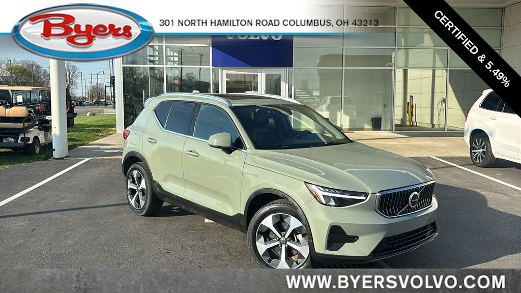 Certified 2024 Volvo XC40 B5 Core image 1